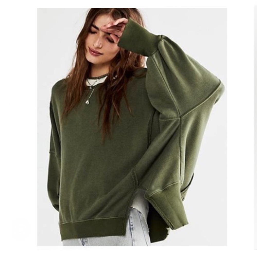 We the Free Camden Sweatshirt 
Color Adventurer 
Size Small